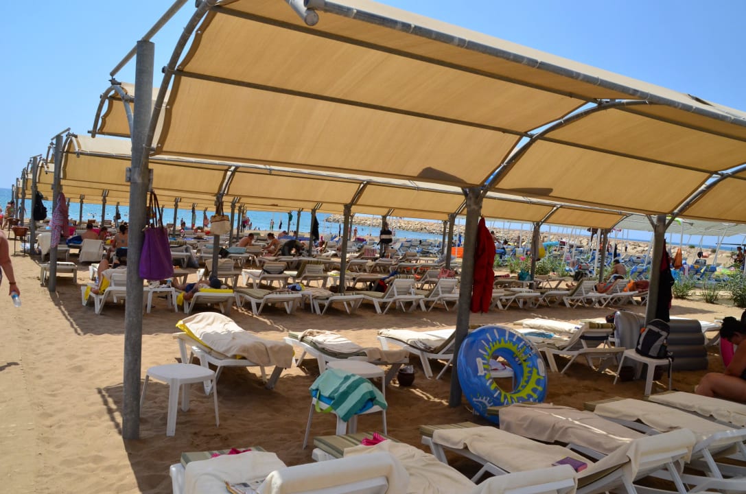 Strand und Liegen Aydinbey Kings Palace & Spa