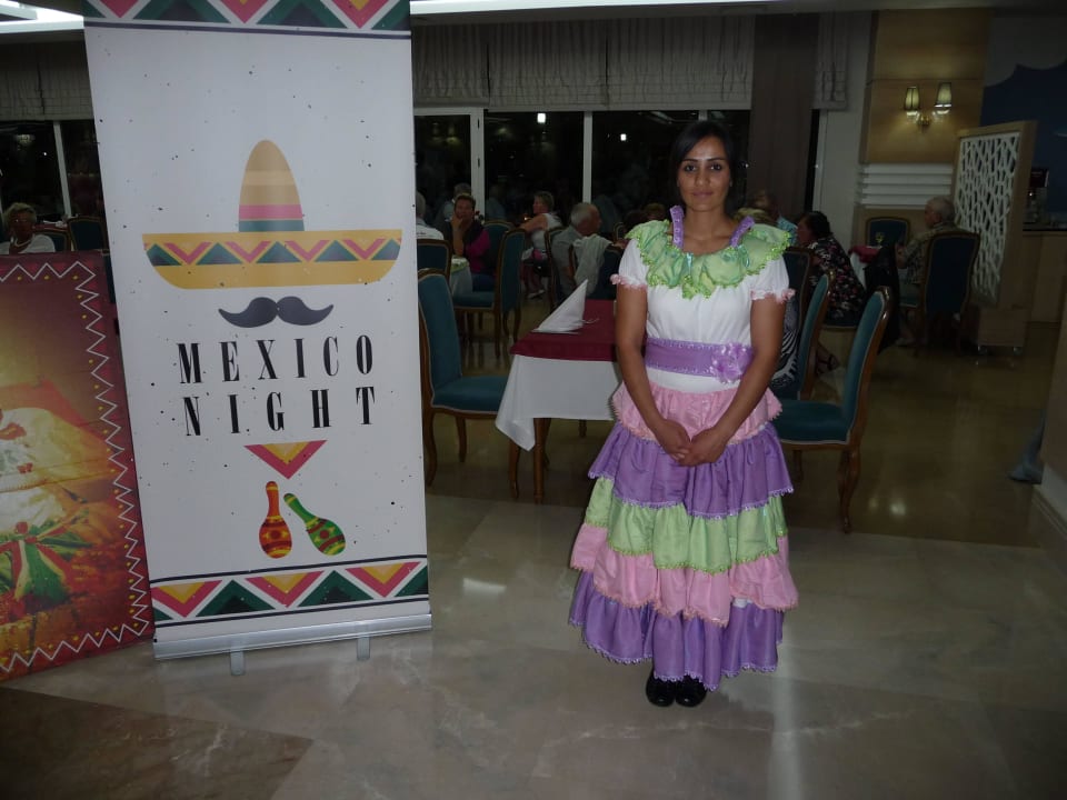 Begrüßung zum "Mexico Abend" Adalya Ocean Deluxe