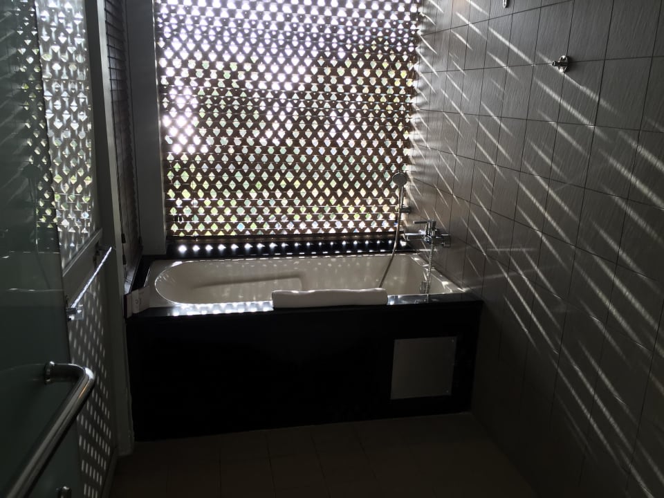 Bathroom Cinnamon Bey Beruwala