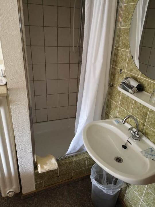 Zimmer Hotel-Weinhaus Heinrich Mayer Jr.