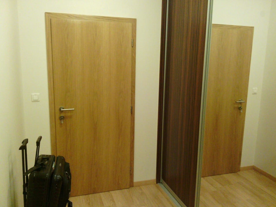 Tür & Schrank Hotel Belier