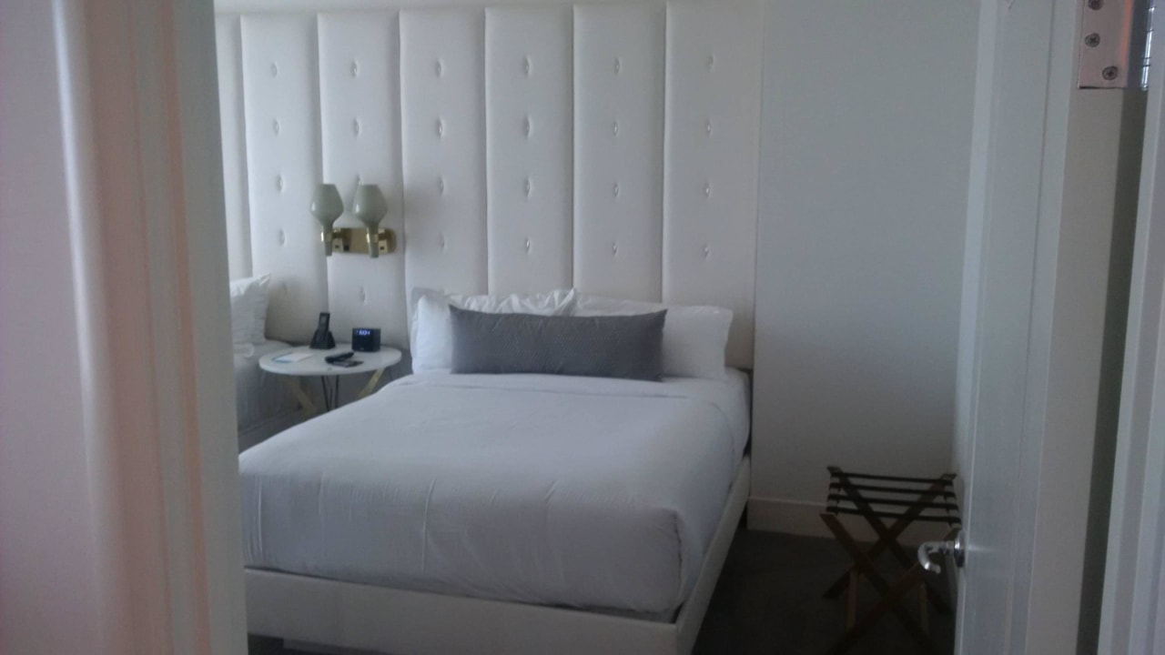 Blick ins Schafzimmer (April 2016) Delano Las Vegas at Mandalay Bay