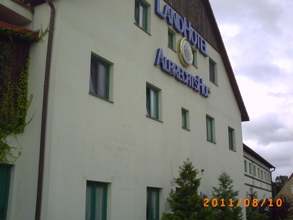 Hotel von der Seite Landhotel Keck