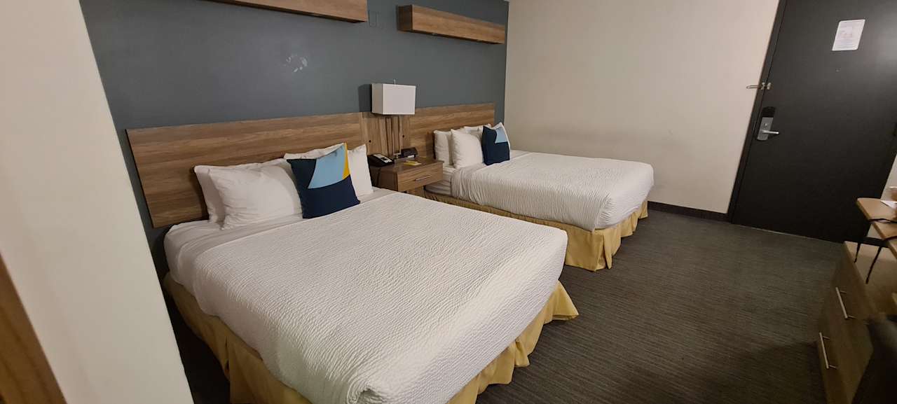 Zimmer Days Inn & Suites by the Falls - Centre Street