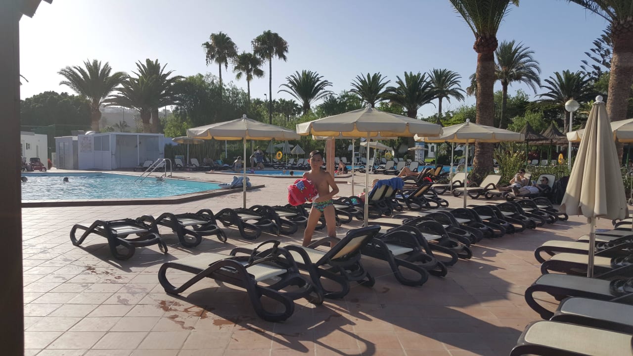 Poolbereich Club Maspalomas Suites & SPA