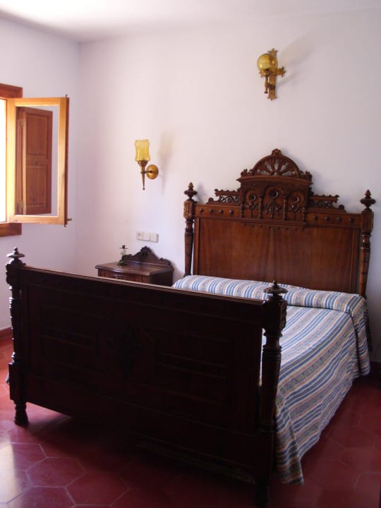 Schlafzimmer einer Suite Virrey Finca Hotel