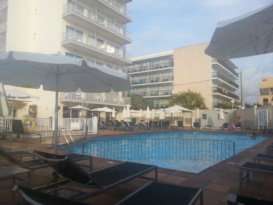 Pool BQ Apolo Hotel