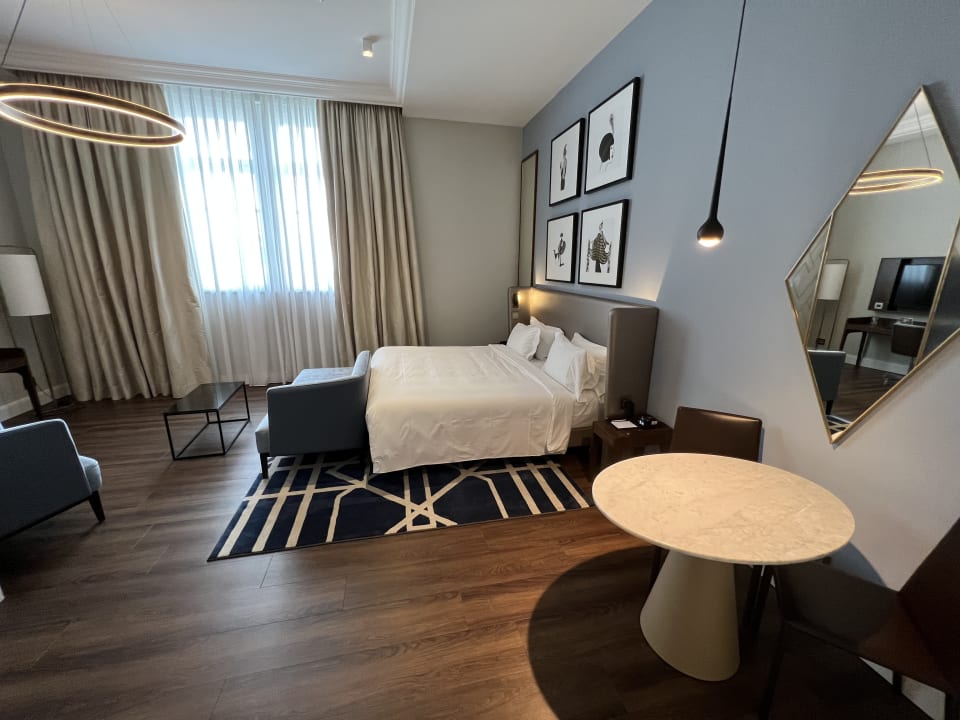 Zimmer Fraser Suites Hamburg