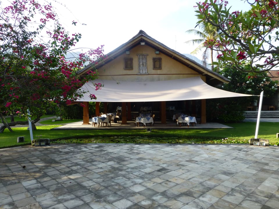 Restaurant für Frühstück und Abendessen Hotel Matahari Beach Resort & Spa