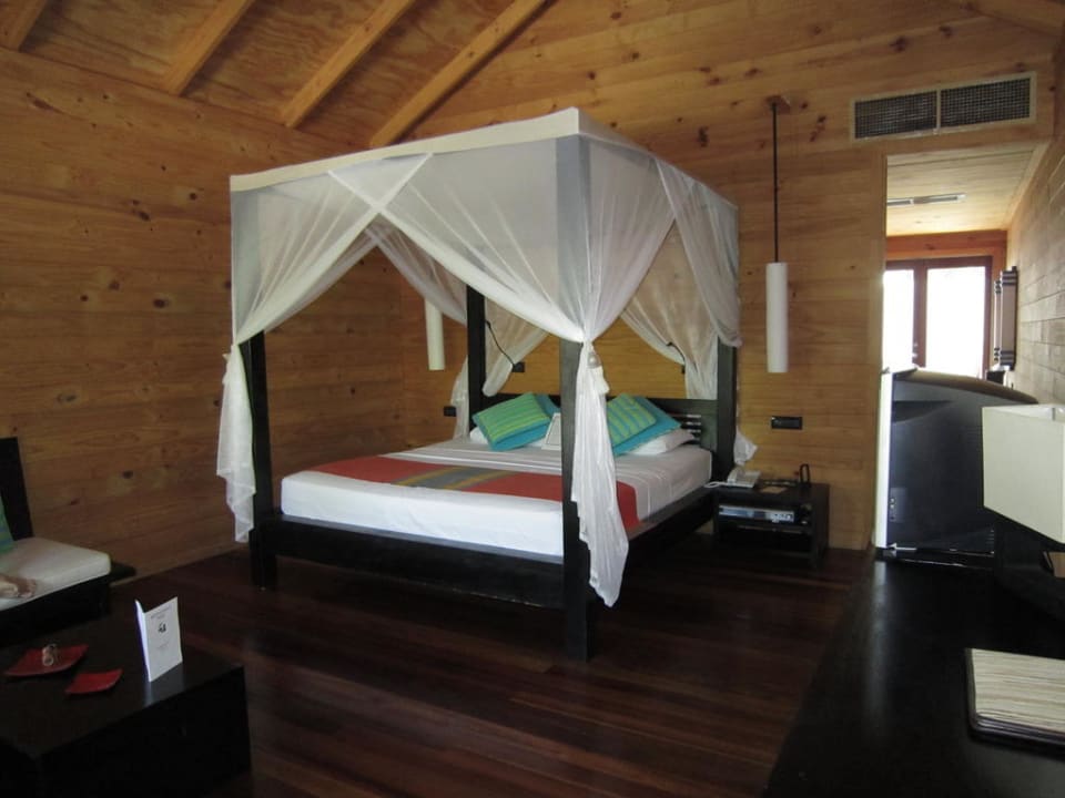 Bett Meeru Maldives Resort Island