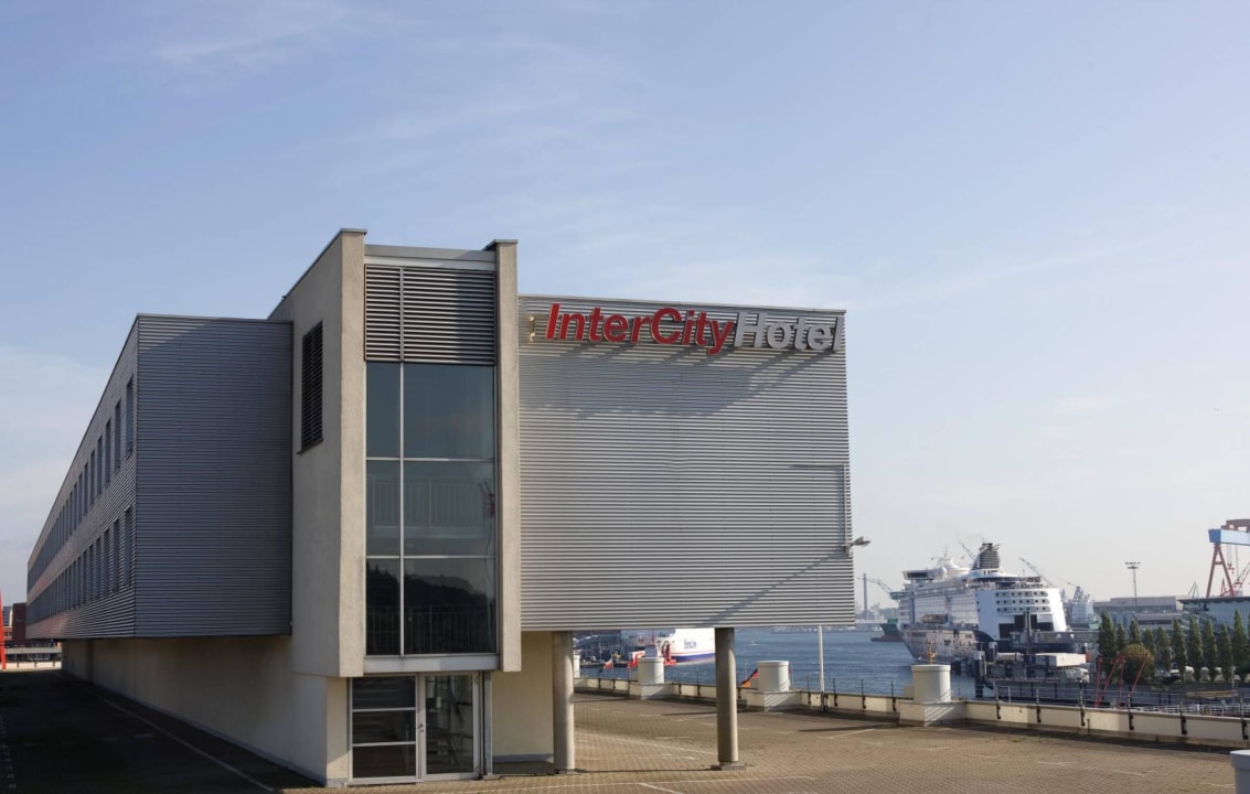 Außenansicht IntercityHotel Kiel