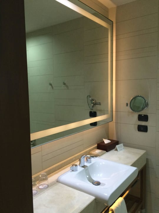 Bad Eastin Grand Hotel Sathorn