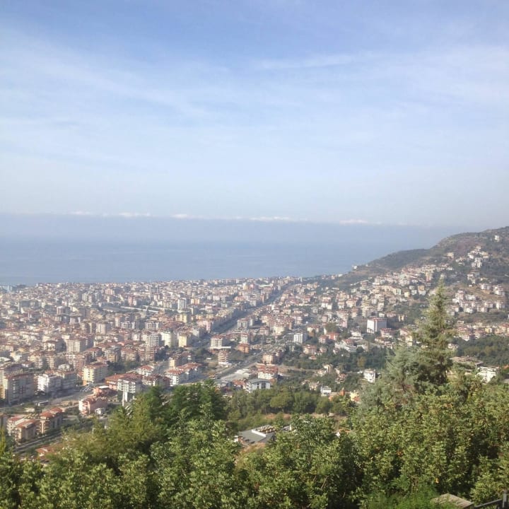 Blick auf Alanya Hotel Royal Garden Beach