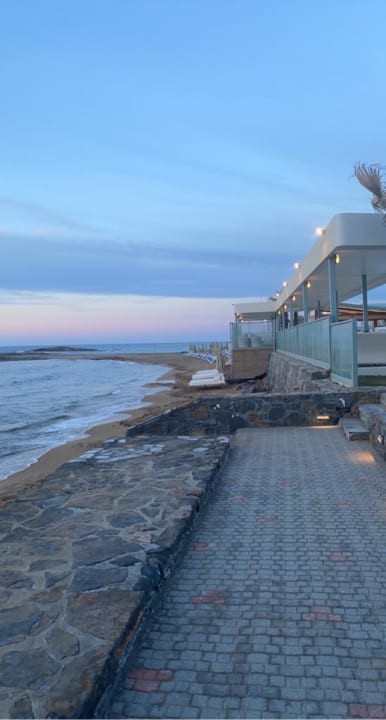 Strand Arina Beach Resort