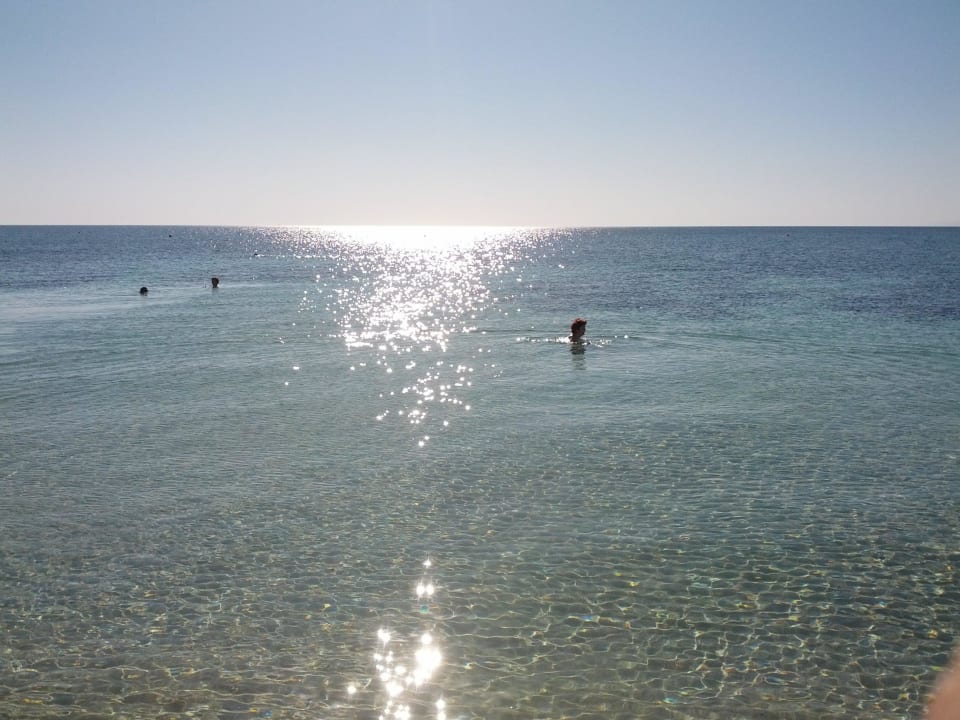 Wunderbares Wasser Asterias Beach