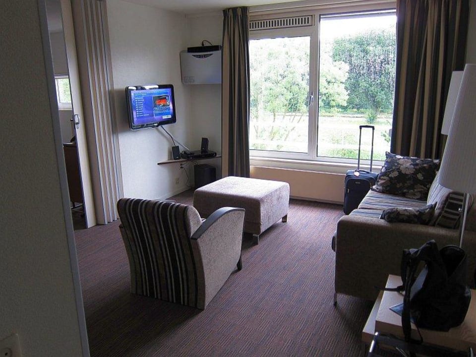 Wohnbereich der Business Suite Hotel Mitland