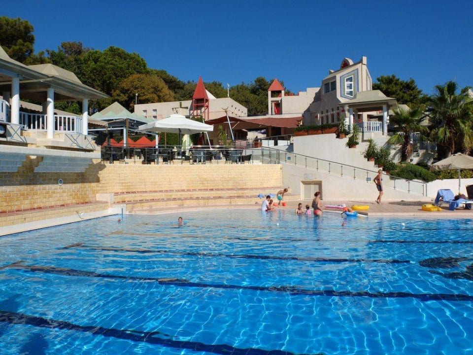 Sportpool und Clubanlage ROBINSON PAMFILYA