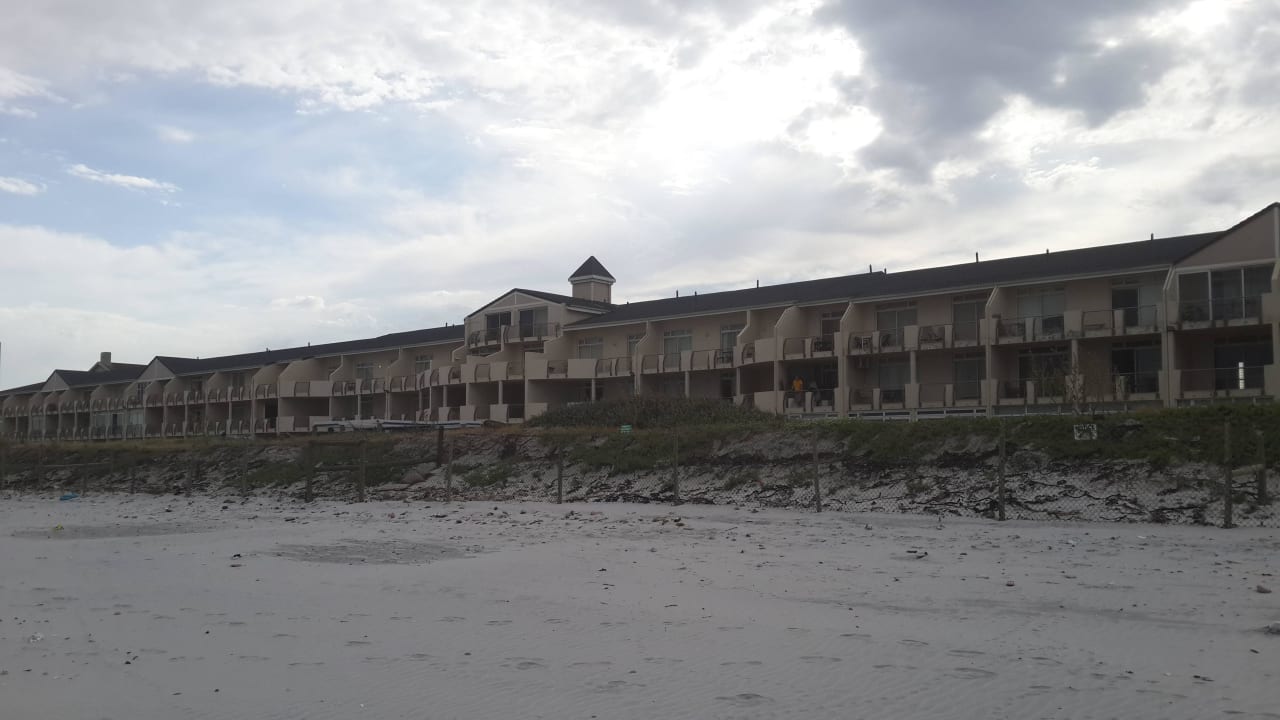 Hotel - view from the beach Cape Town Beachfront Apartments at Leisure Bay