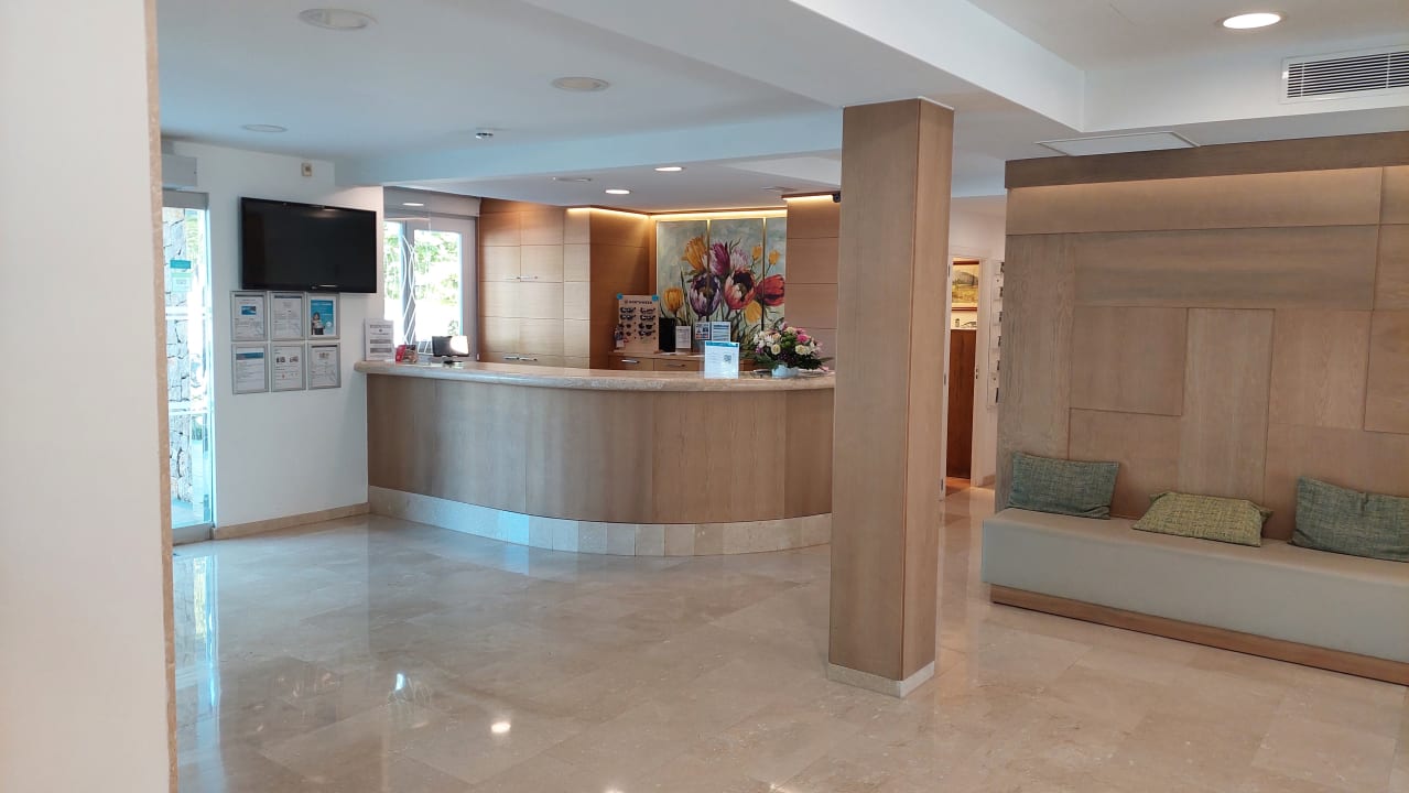 Lobby Universal Hotel Laguna