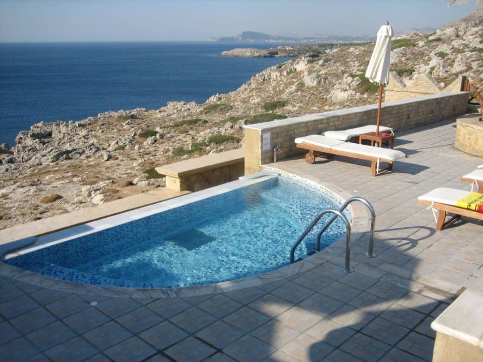 Whirlpool mit Meerblick Hotel Kalithea Horizon Royal