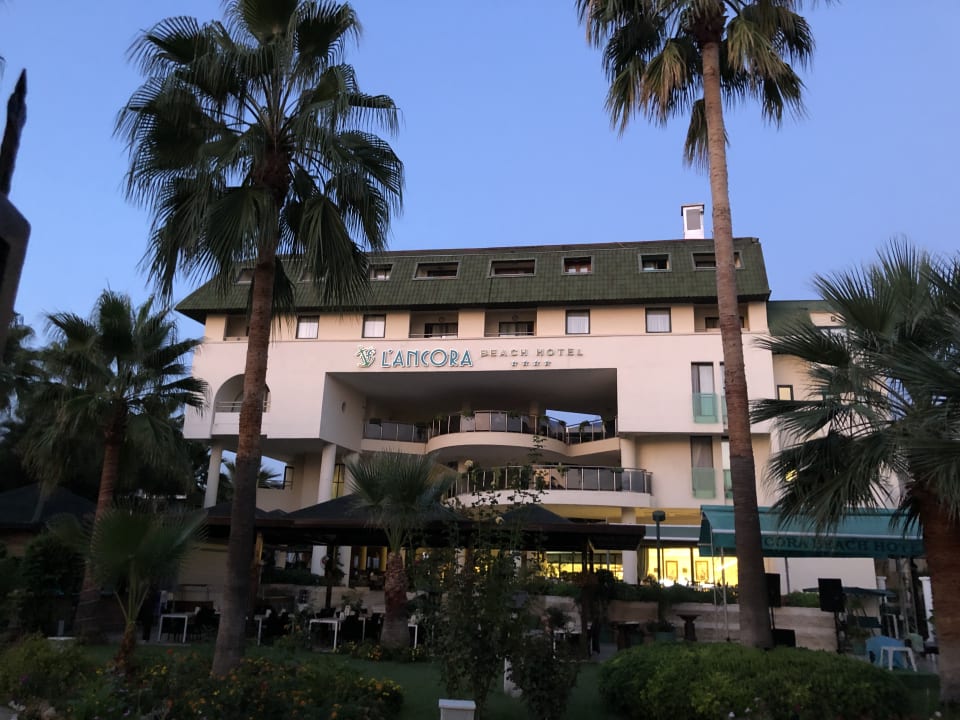 Außenansicht L'Ancora Beach Hotel