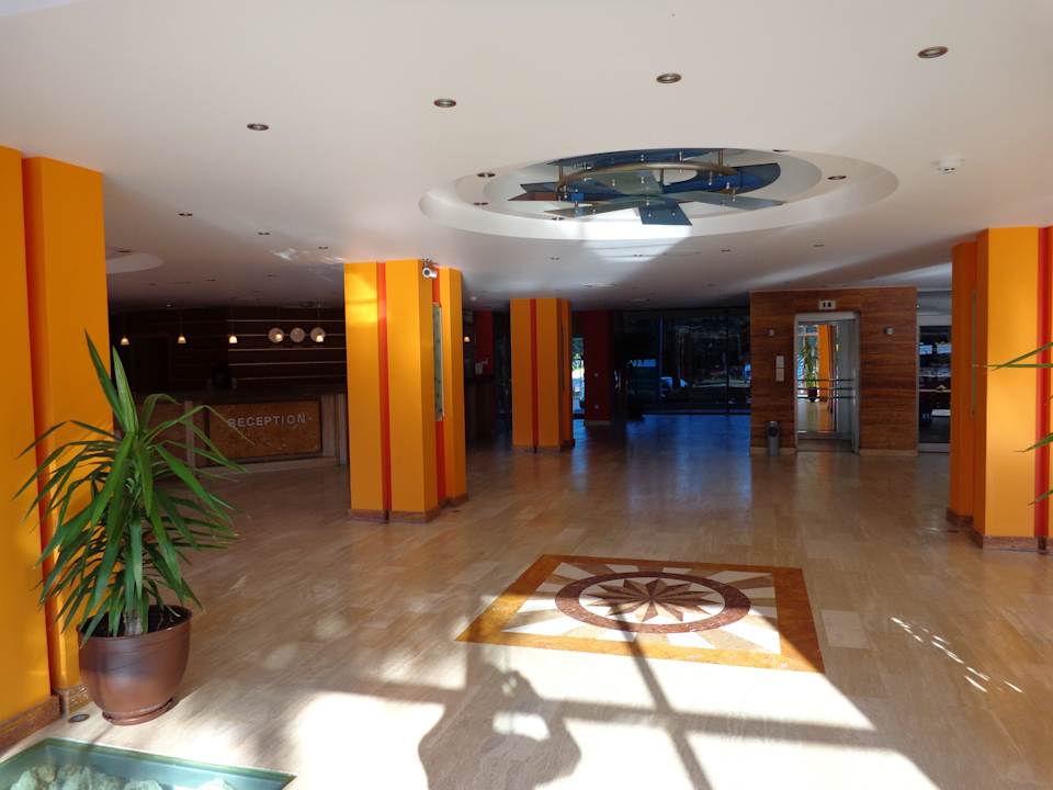 Lobby HVD Viva Club Hotel