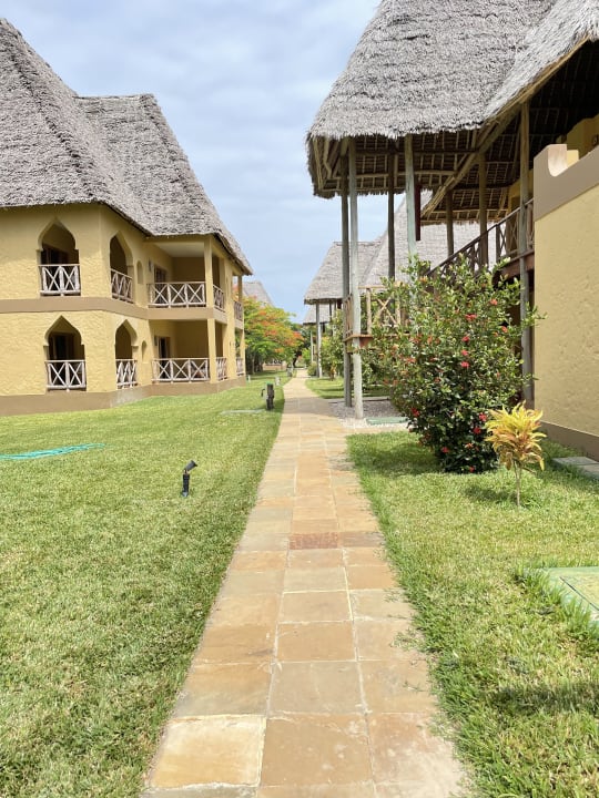 Außenansicht Neptune Pwani Beach Resort & Spa