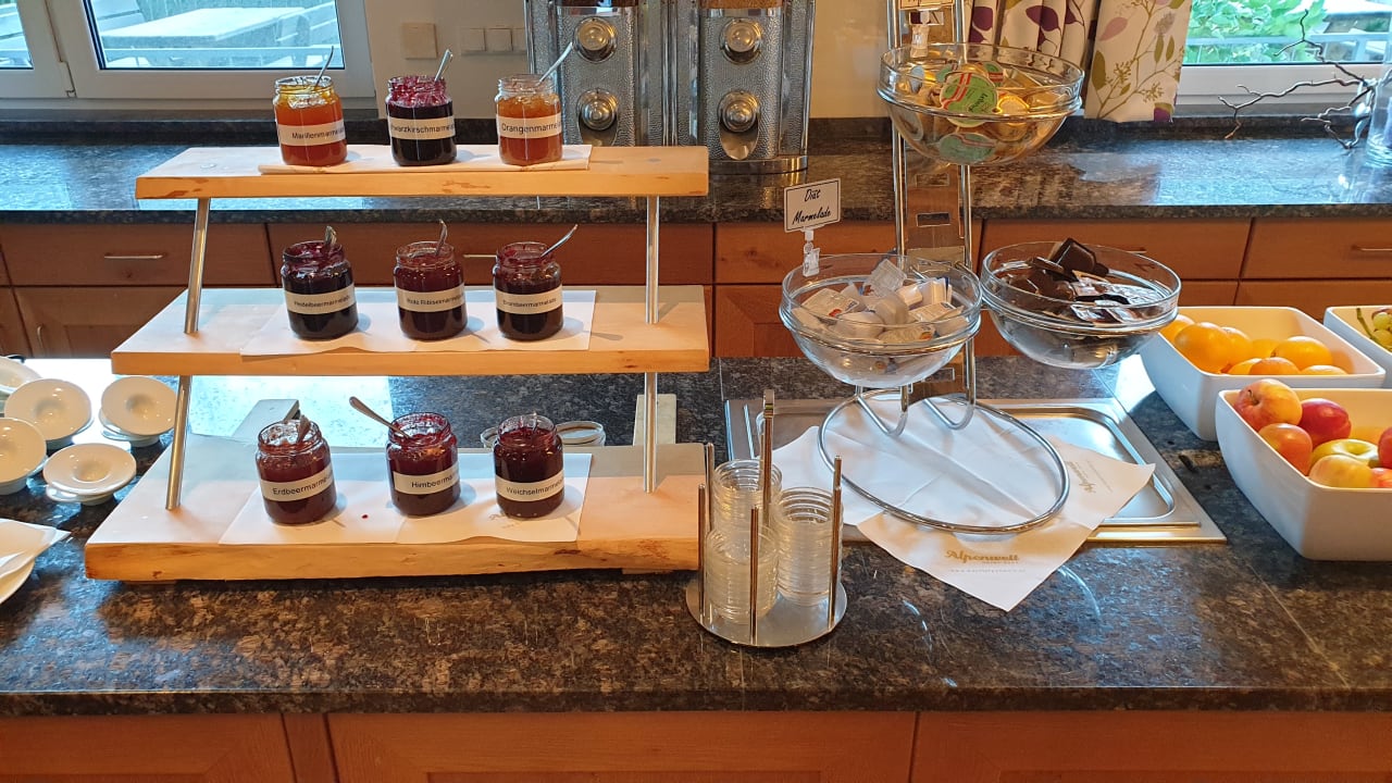 Gastro Hotel Alpenwelt