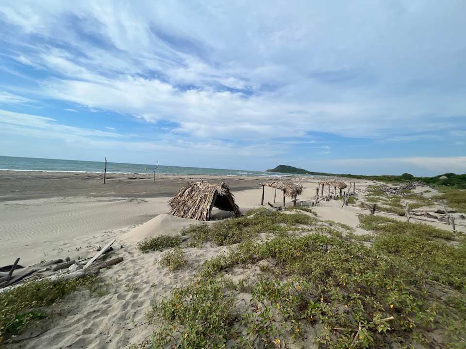 Strand Tambo Marina Eco Hostal