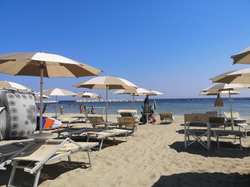 Strand Club del Sole Vigna sul Mar Family Collection