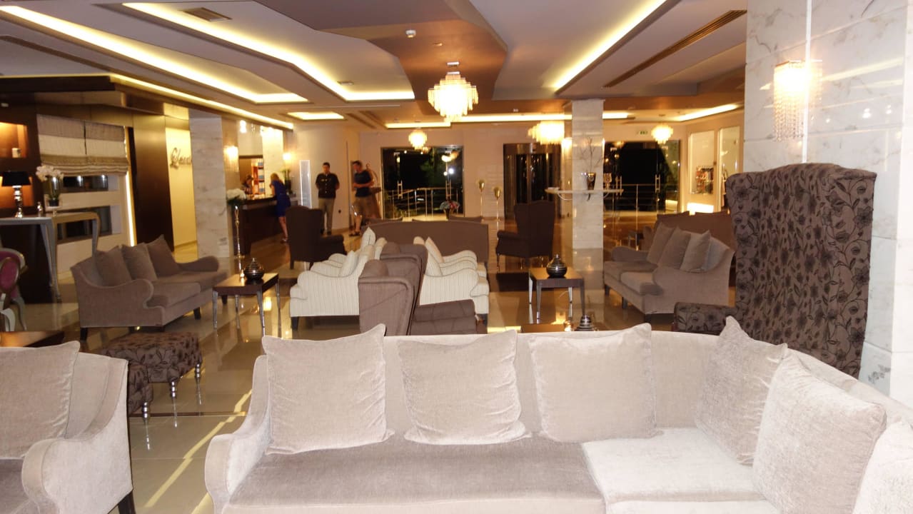 Lobby Lesante Classic - Preferred Hotels & Resorts