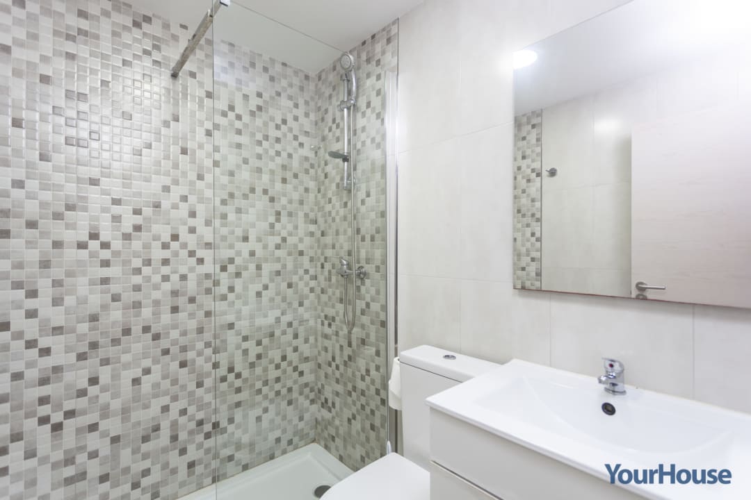 Zimmer YourHouse Acapulco Ferienwohnungen