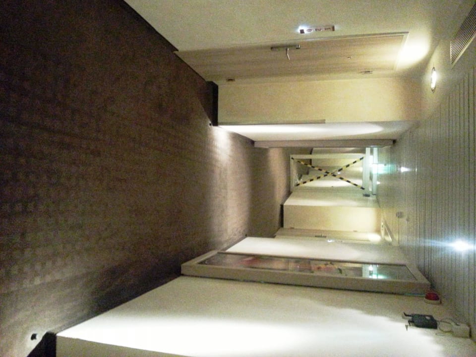 Gangbereich im ersten Stock Best Western Plus Palatin Kongresshotel