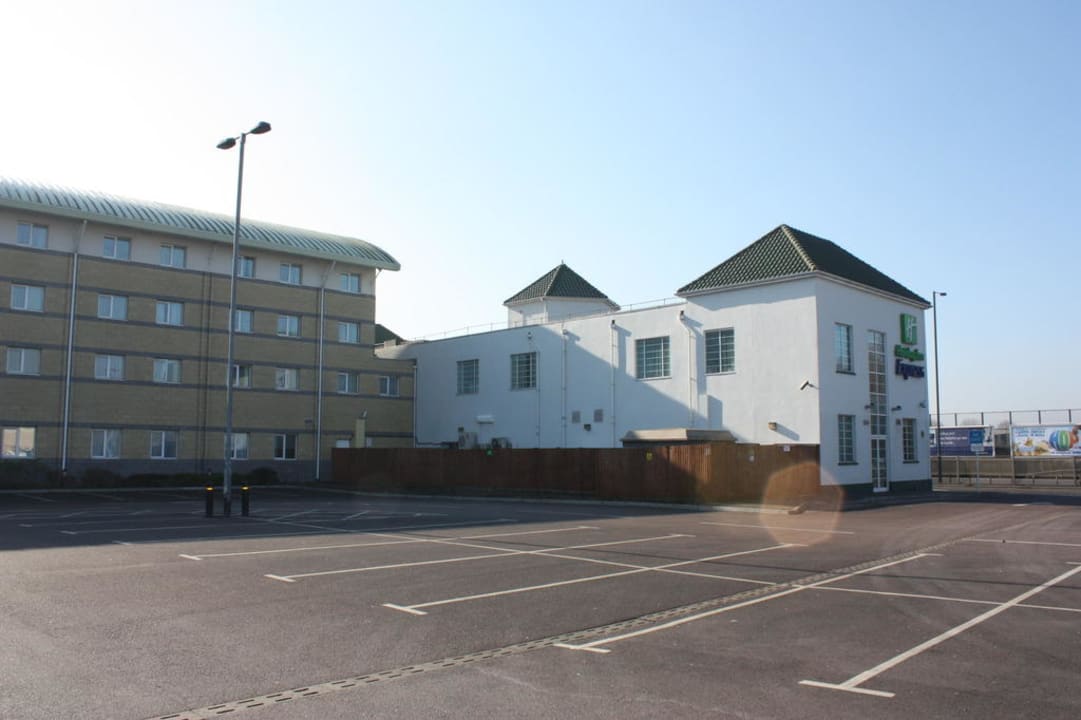 Vom Parkplatz Hotel Holiday Inn Express London Chingford