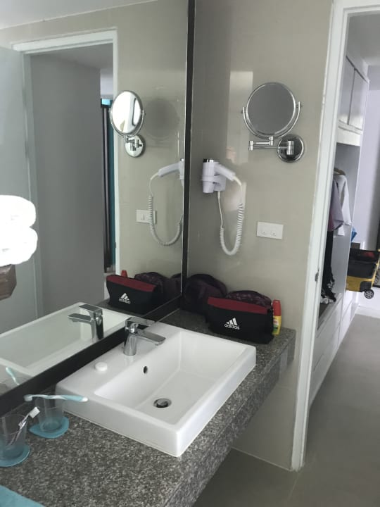 Zimmer The Waters Khao Lak by Katathani