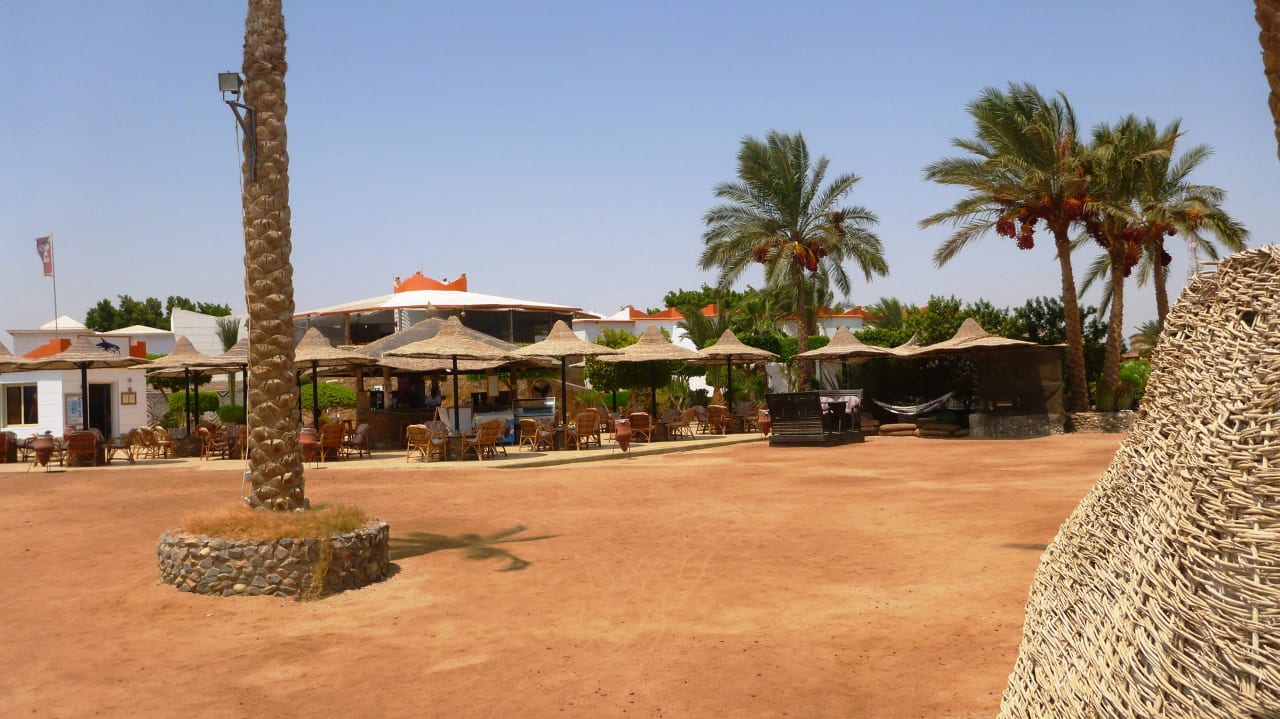 Strand Hotel Coral Garden