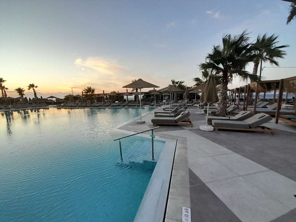Pool Hotel Aphrodite Beach Club