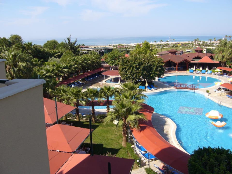 Poolanlage Miramare Queen Hotel