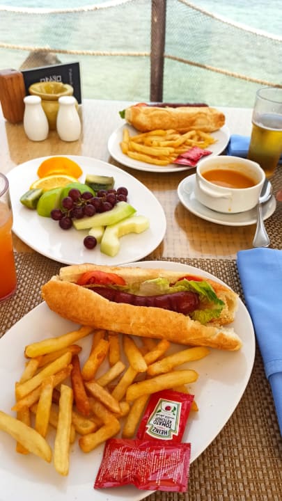 Gastro Grand Rotana Resort & Spa