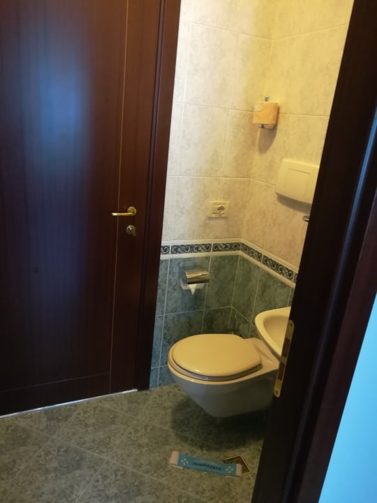 Bad mit Dusche Aparthotel Holiday