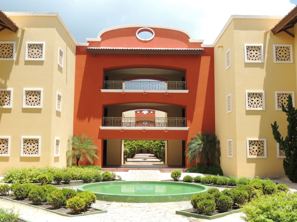 Außenansicht Iberostar Waves Bahia