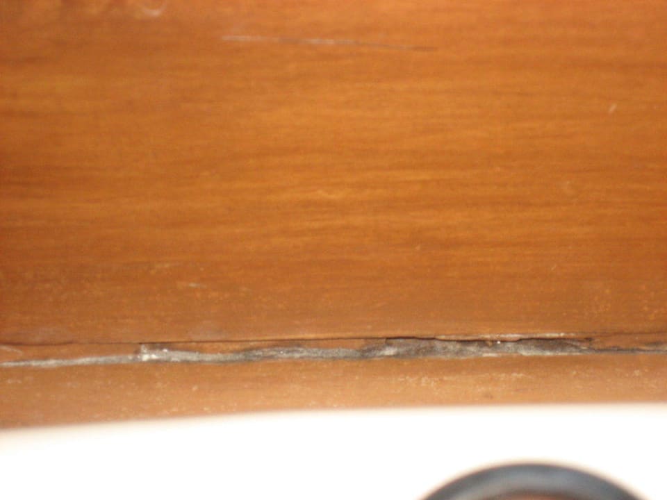 Schimmel in den Schränken Puri Santrian