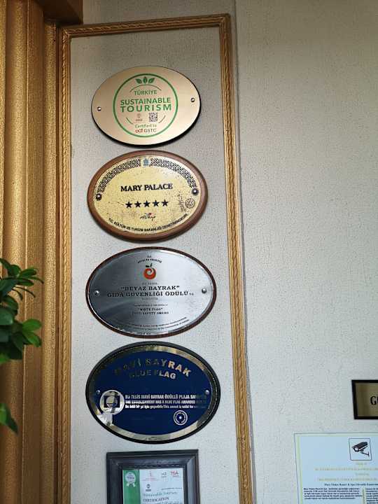 Außenansicht Mary Hotel Side