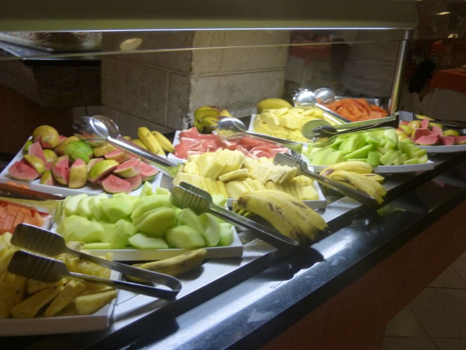 Abendbuffet im Hauptrestaurant Melia Las Antillas - Adults only