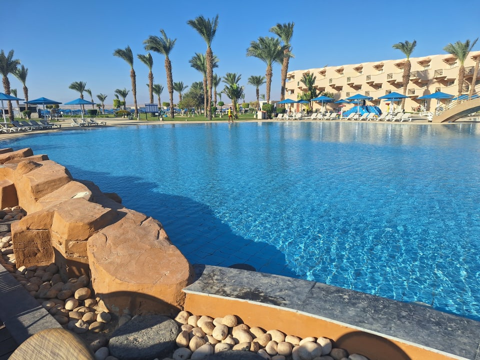 Pool Pyramisa Beach Resort Sahl Hasheesh
