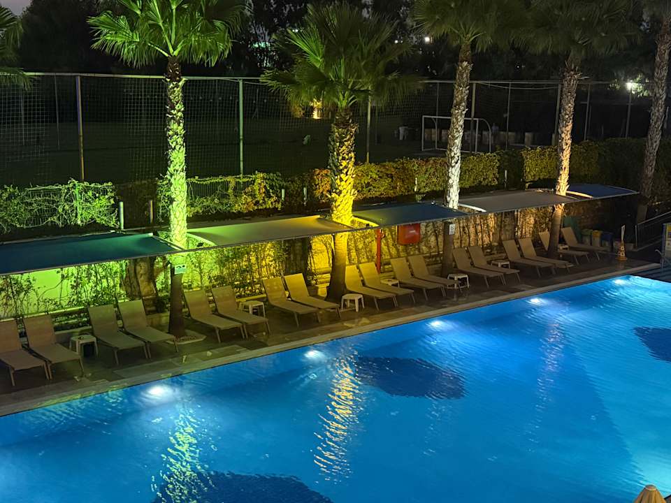 Außenansicht Dream World Aqua Hotel