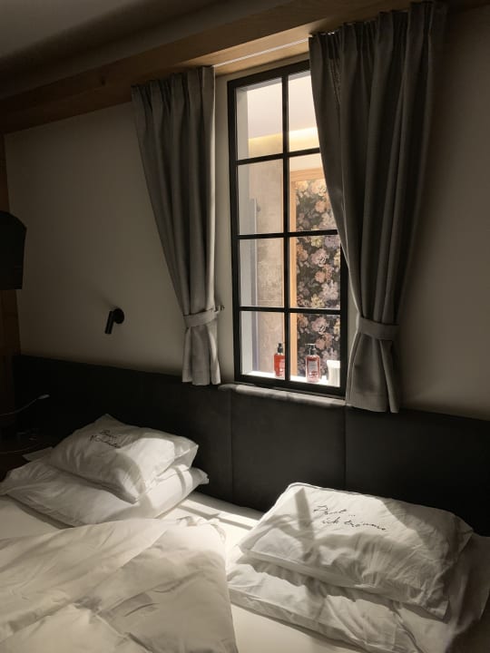 Zimmer Alpenresort Schwarz