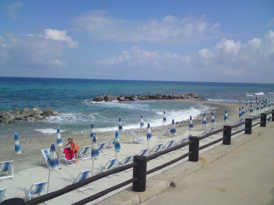 Strand Villaggio Torre Ruffa Robinson