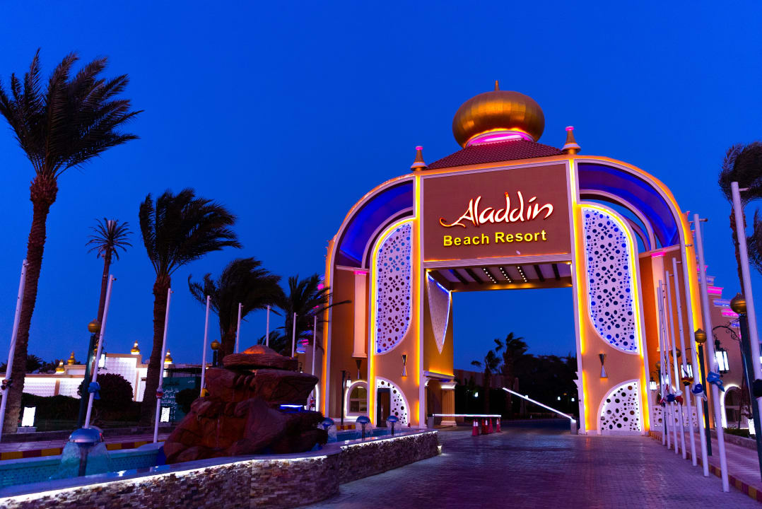 Außenansicht Aladdin Beach Resort