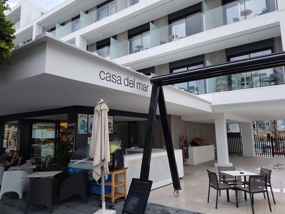 Restaurant H10 Casa del Mar
